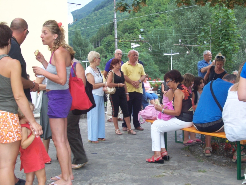  Image name: Estate143.jpg 
 width: 801 pixel 
 height: 602 pixel 
 Size: 424092 bytes 
 Click to enlarge 